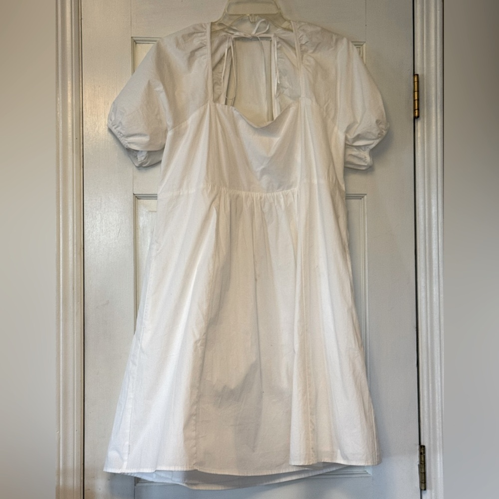 Draper James White Mini Dress Chic and Versatile